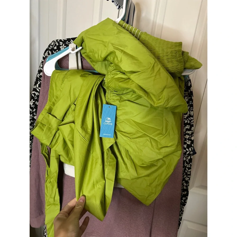 CUPSHE Lime Green‎ Off Shoulder Top